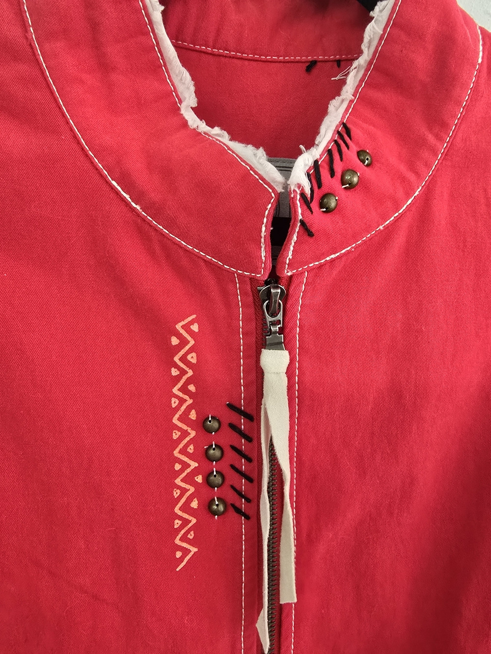 Double D Ranch Red Beaded Fringe Western Pictograph Zip Jacket Size 1X - Picture 9 of 15